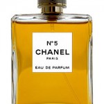 250px-chanel_no5_parfum